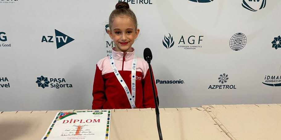 Coaches praised me for my successful performance - gymnast