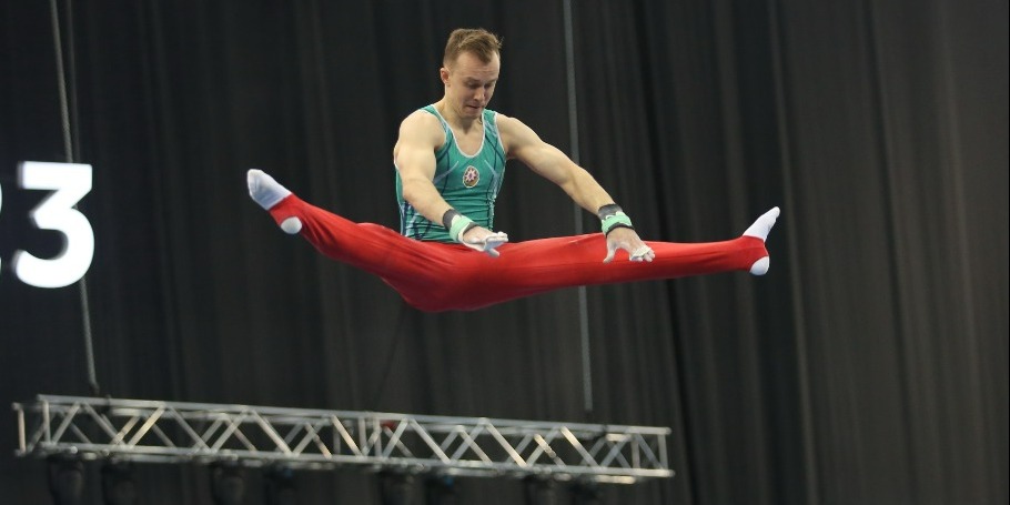 Во втором квалификационном дне еще два гимнаста вышли в финал