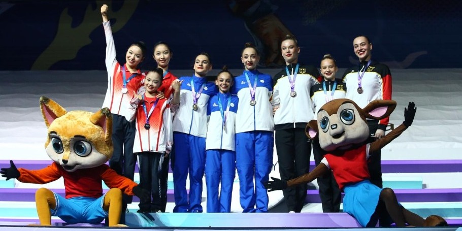 Baku adventure of the acrobats comes to an end