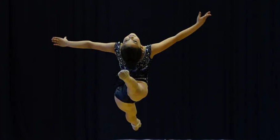 Graceful gymnasts compete for the title of Baku Champion