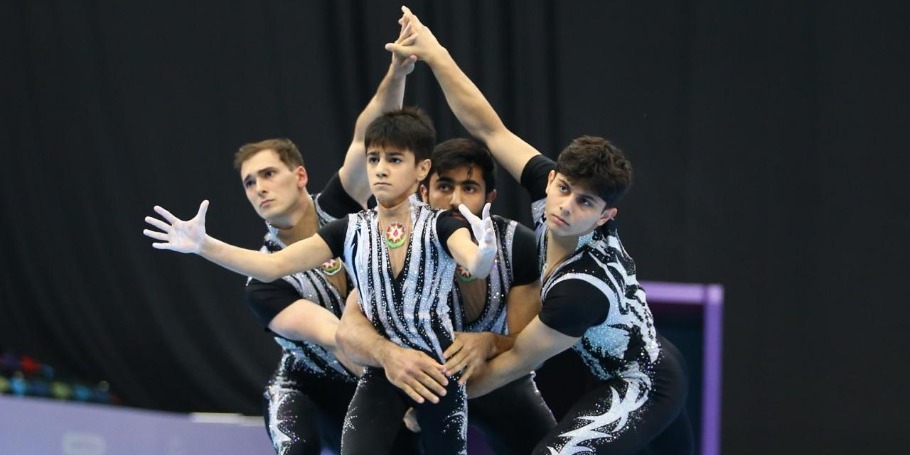 Acrobats at the World Cup in Baku