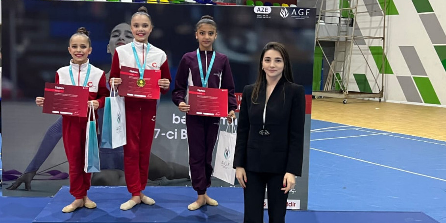 Rhythmic gymnasts gather in Lankaran