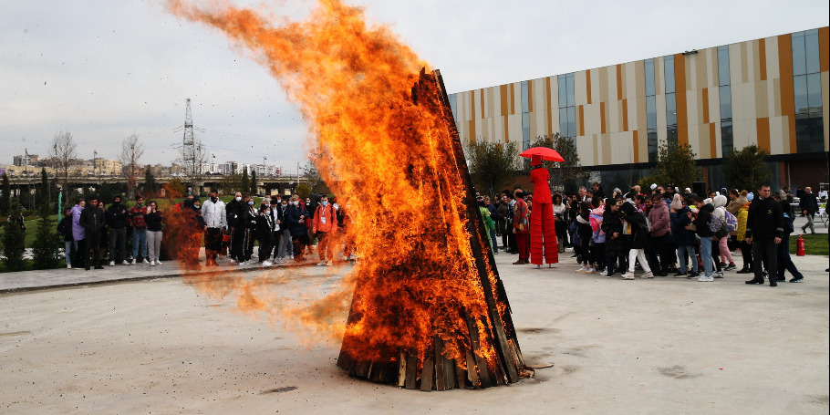 Иностранным гостям продемонстрировали традиции праздника “Новруз”