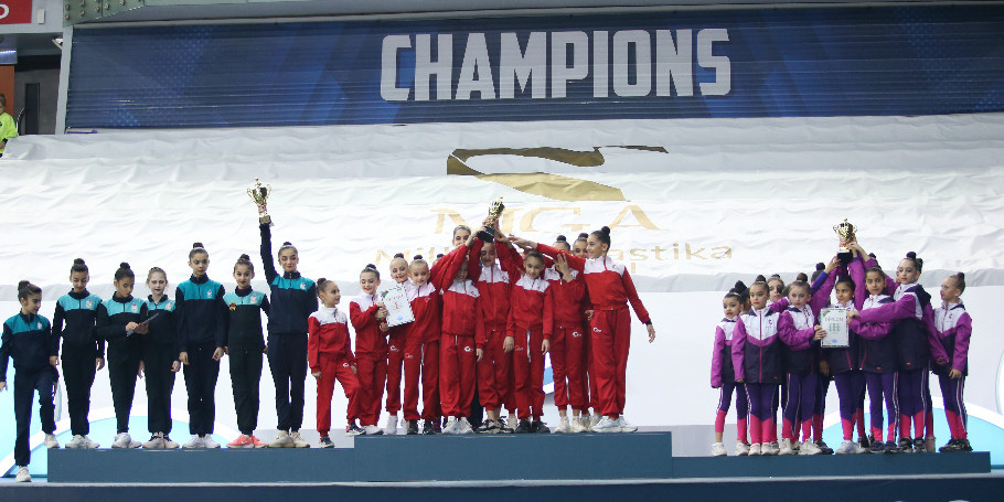 Future gymnastics stars at “Milli Gimnastika Arenasi” (National Gymnastics Arena)