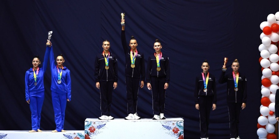 Monteneqroda medallı həftəsonu