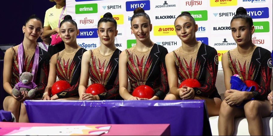 Qrup hərəkətləri komandası Dünya çempionatında