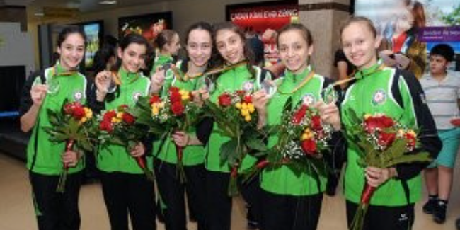Azerbaijani gymnasts, who successfully competed at the European Championships, come back to Baku