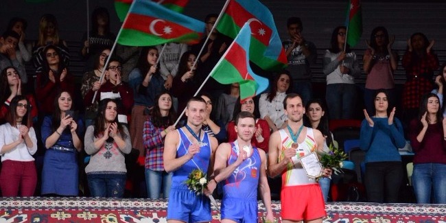 Azerbaijan’s trampoline silver gymnasts