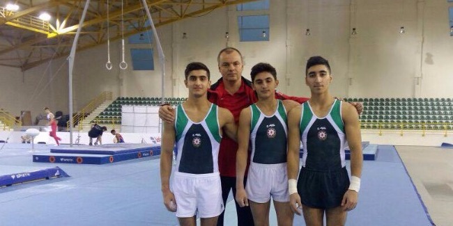 İdman gimnastlarımız Tiflisdən medallarla qayıdır