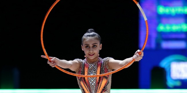 Zohra Aghamirova succeeds to reach Hoop Final at the European Championships
