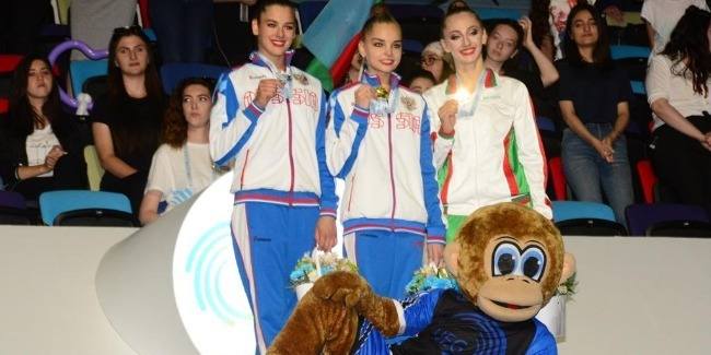 В Баку состоялась церемония награждения победителей Чемпионата Европы по художественной гимнастике в индивидуальной программе