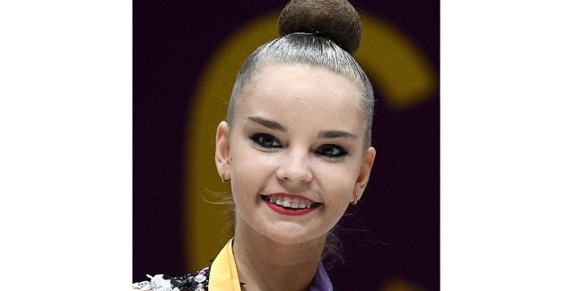 Doğma arena, doğma xalça və doğma Bakı - Rusiyalı gimnast Dina Averina