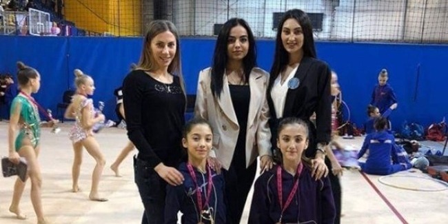 Our Rhythmic gymnast returns with the Bronze medal from Hungary