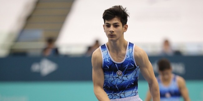 Mansum Safarov wins 2 silver medal 